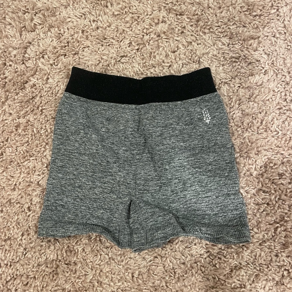 Fp Movement Prajna Short